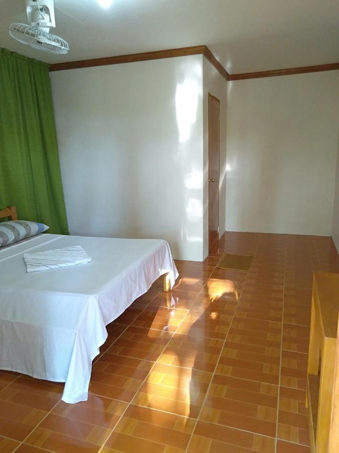 Gold Star Inn Siquijor Exteriör bild